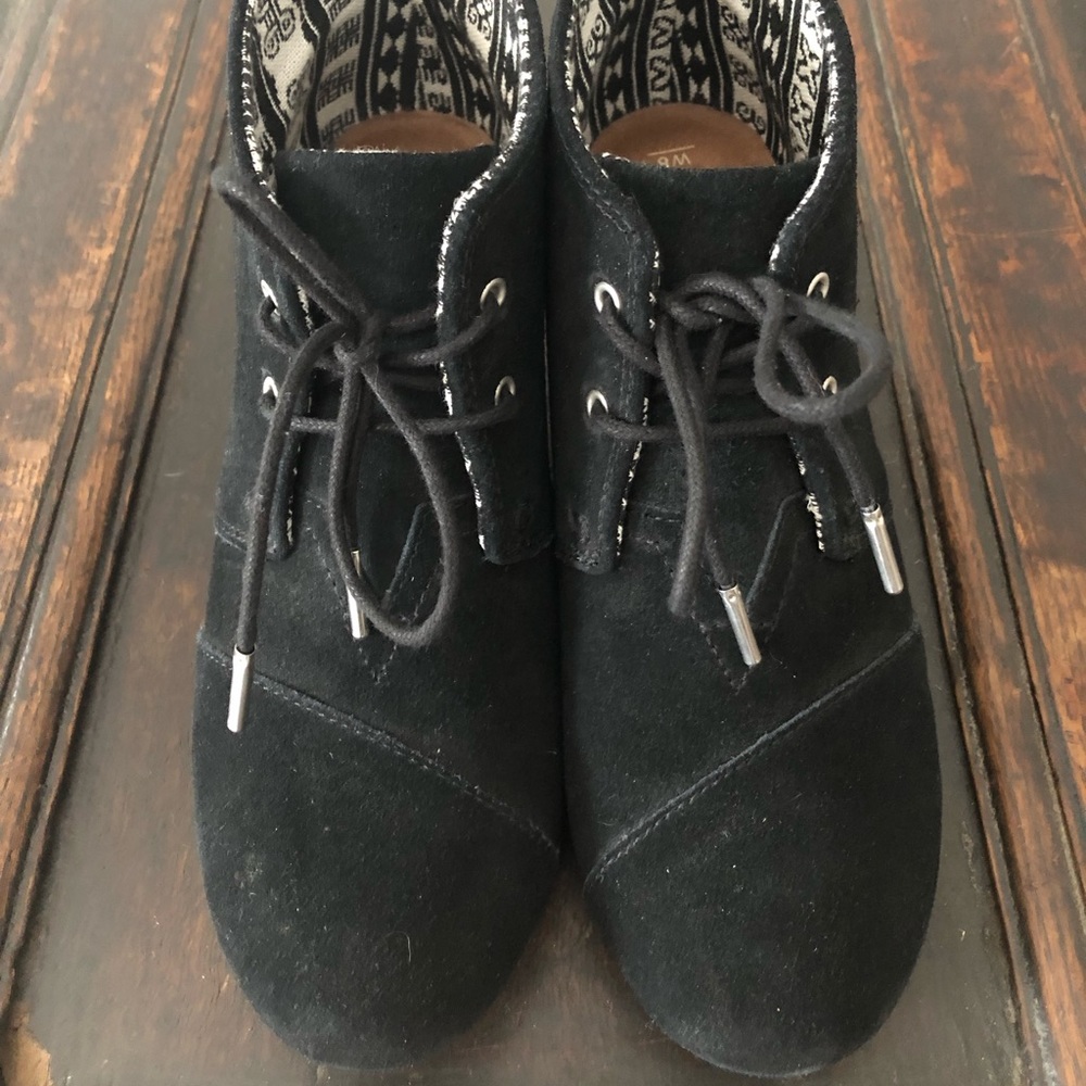 TOMS Wedge Lace-Up Bootie, Black